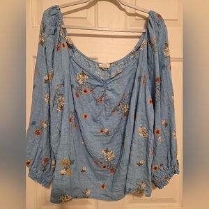 NWOT A.n.a Women's Blue Floral Sweetheart neck Plus Size Top. Size 3X